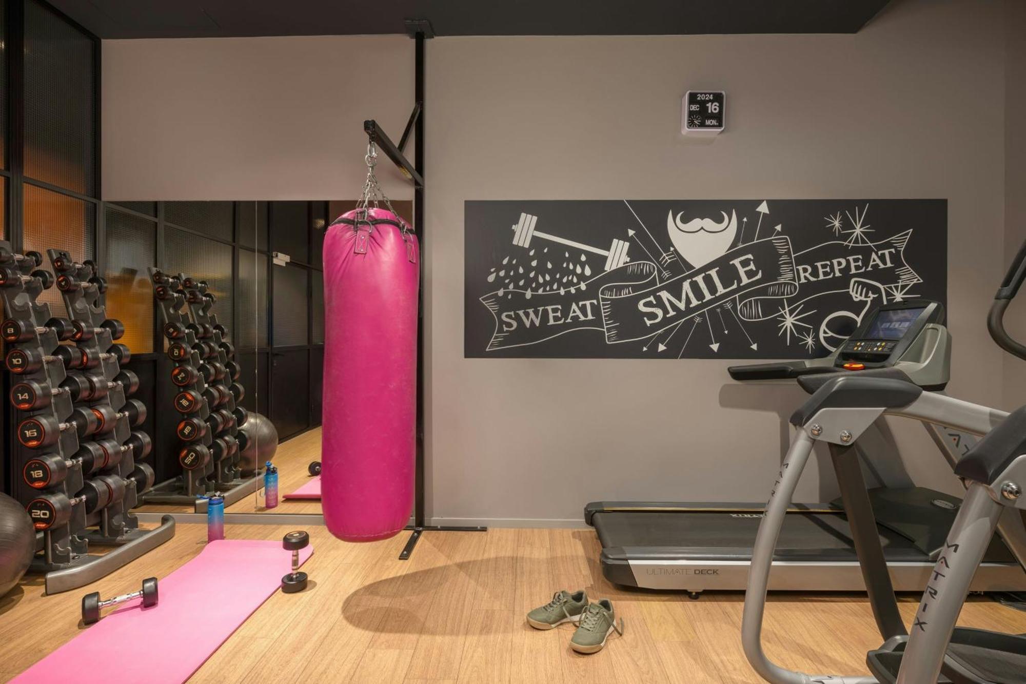 Moxy Glasgow Merchant City Extérieur photo